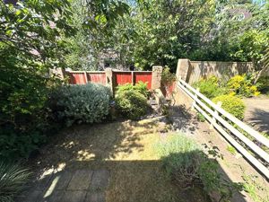 Photo 21- click for photo gallery